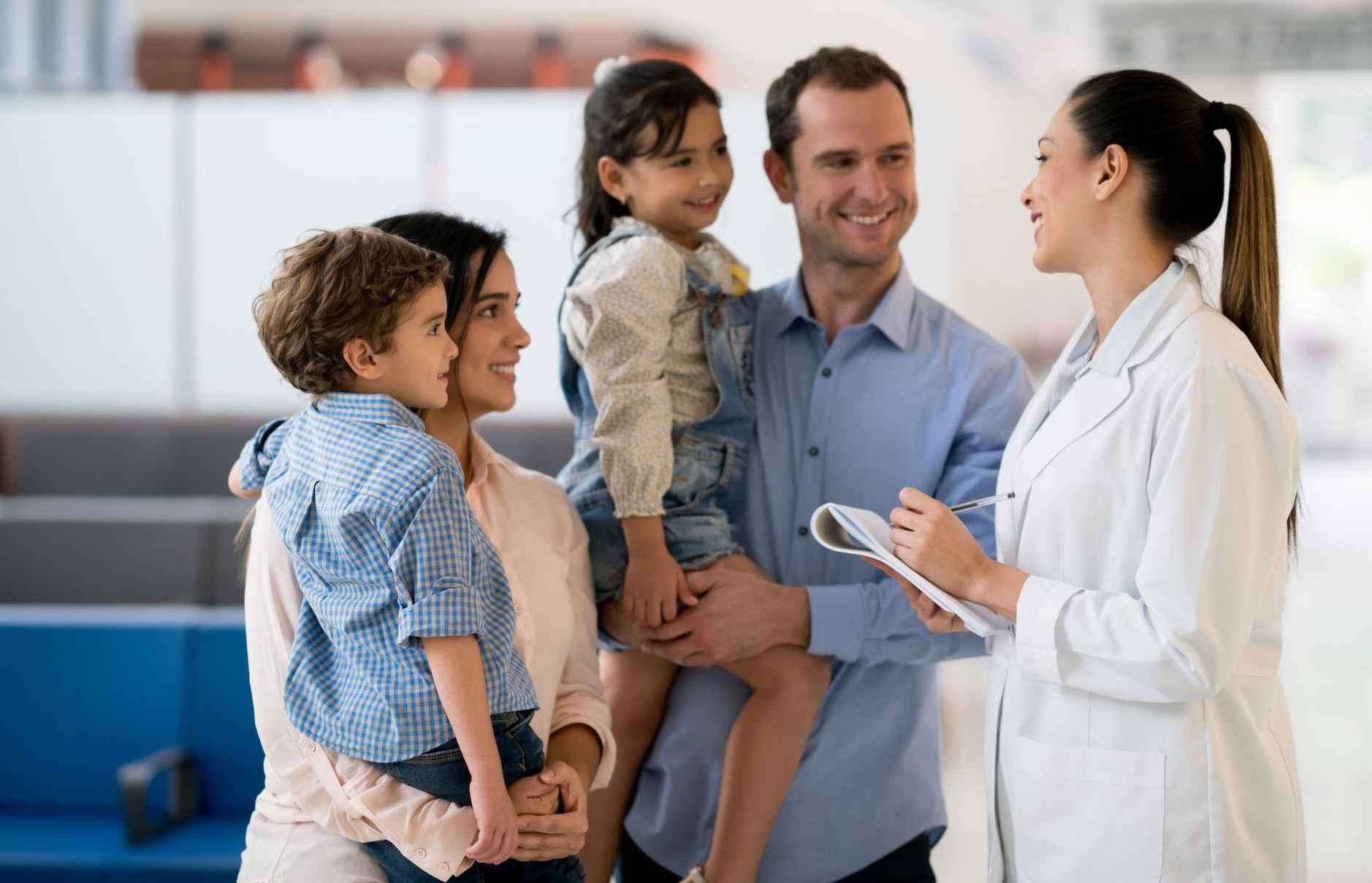 🩺 Médico de Familia Online: Un Viaje de Atención Integral para Usted y Su Familia
