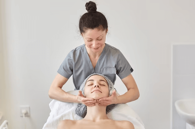 Special Facial Care & Massage: Awaken Skin Vitality, Nourish Spirit.
