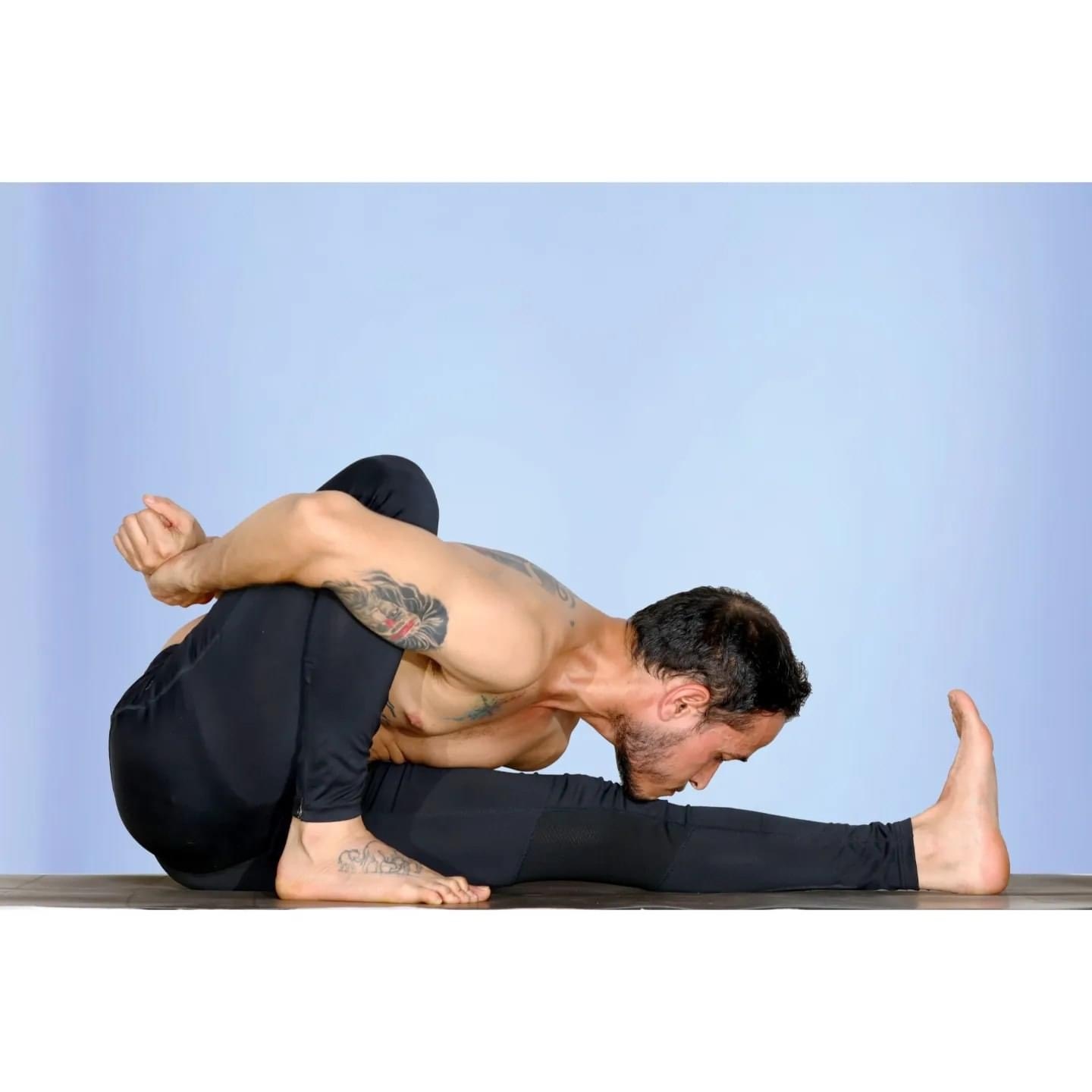 Ashtanga yoga Teacher teacher and practitioner  5