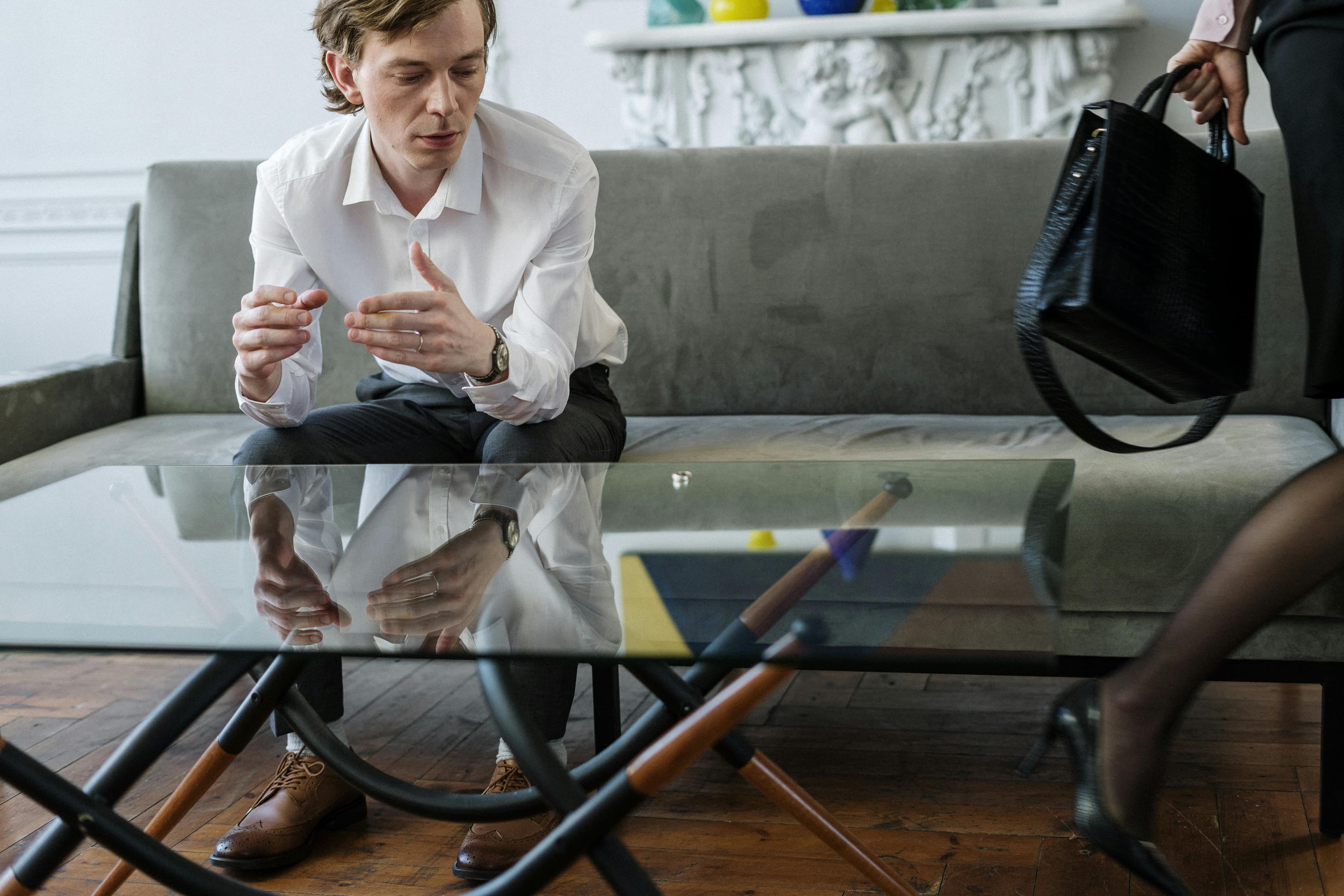 The Stages of Relationship Development, Crises, and the Role of a Family Psychotherapist