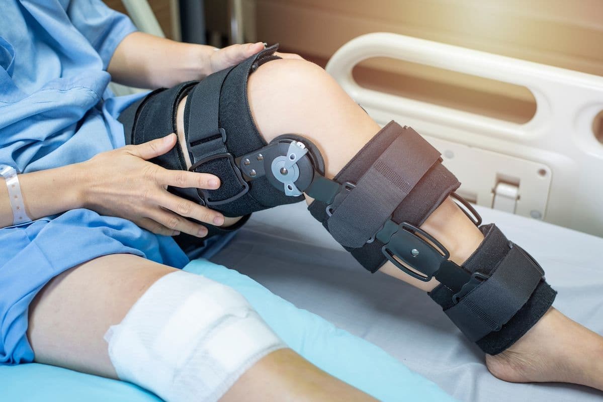 Sports Injuries and the Role of Arthroscopic Surgery