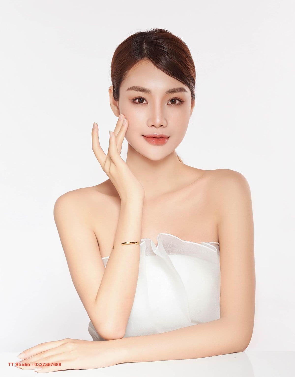 WHEN BEAUTY SHOULD NOT BE TRADED AT THE SAME OF HEALTH