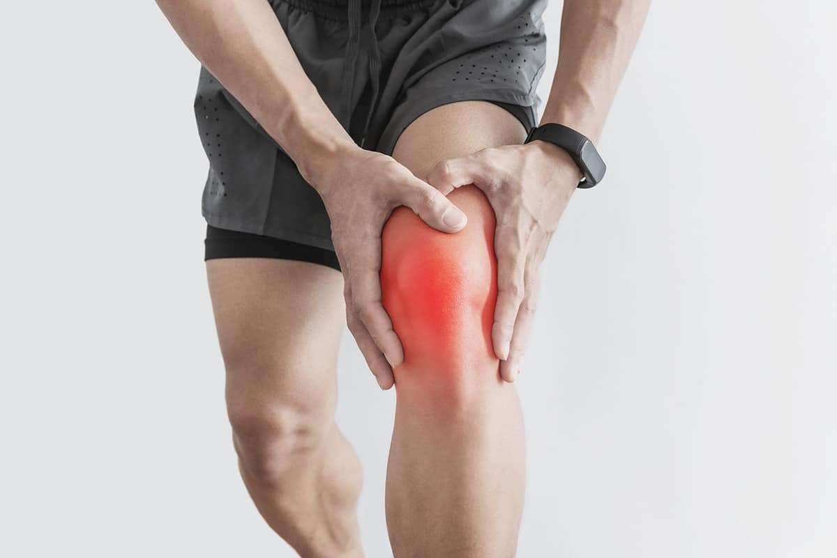 Knee Pain: What It Is and How to Book a Consultation Service for Its Treatments Through StrongBody AI